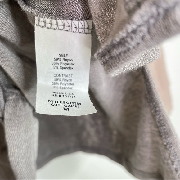 Stitch Fix l Kaileigh Front Twist Top, Medium - Picture 3 of 12